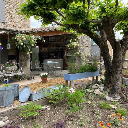 Mas Lou Parpaioun Bed & Breakfast Crestet Екстериор снимка