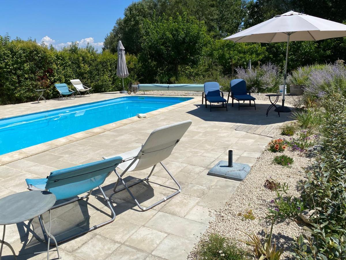 Mas Lou Parpaioun Bed & Breakfast Crestet Екстериор снимка